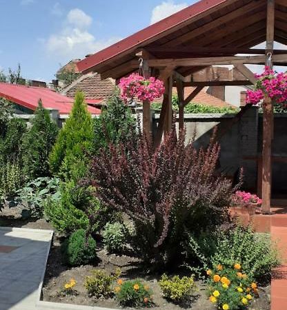 La Principessa Hotel Орадеа Екстериор снимка